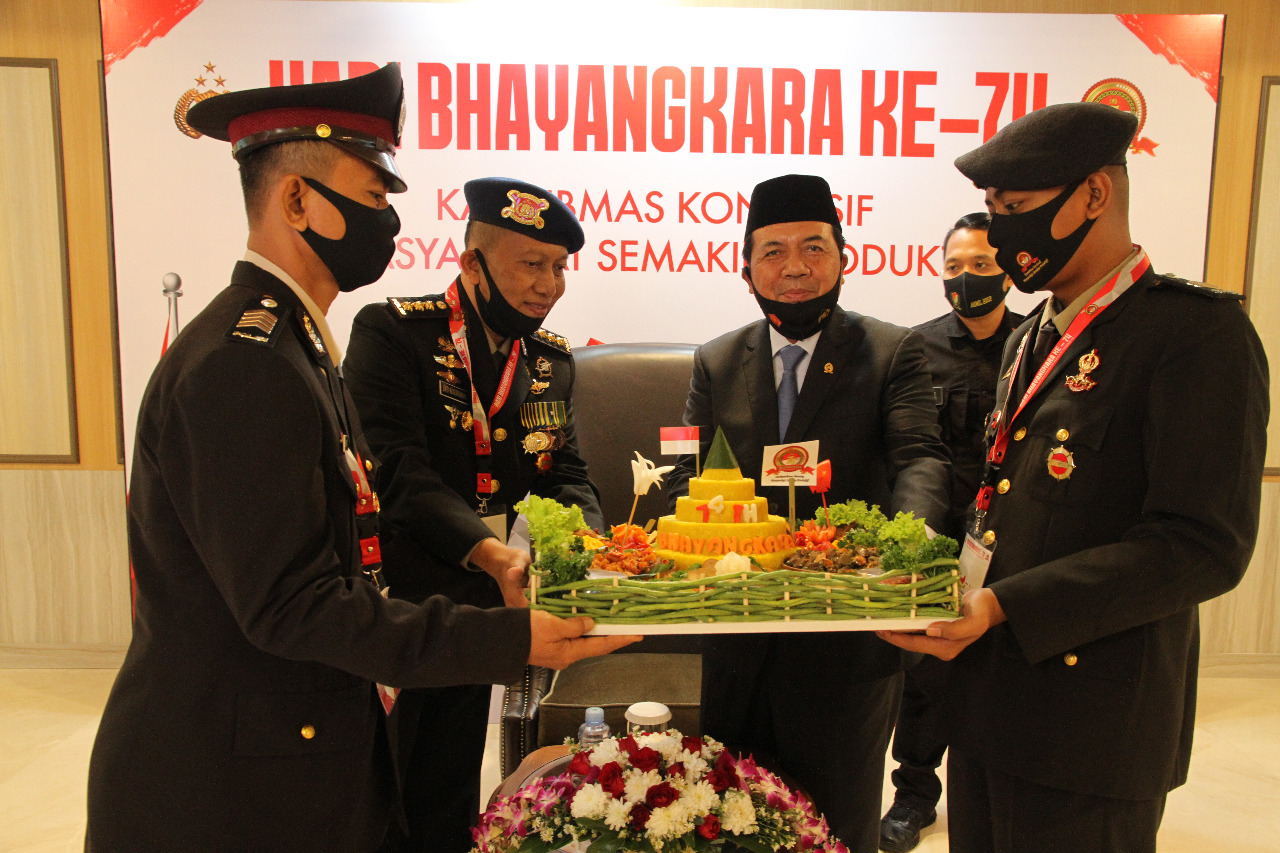 hut bhayangkara 74 3