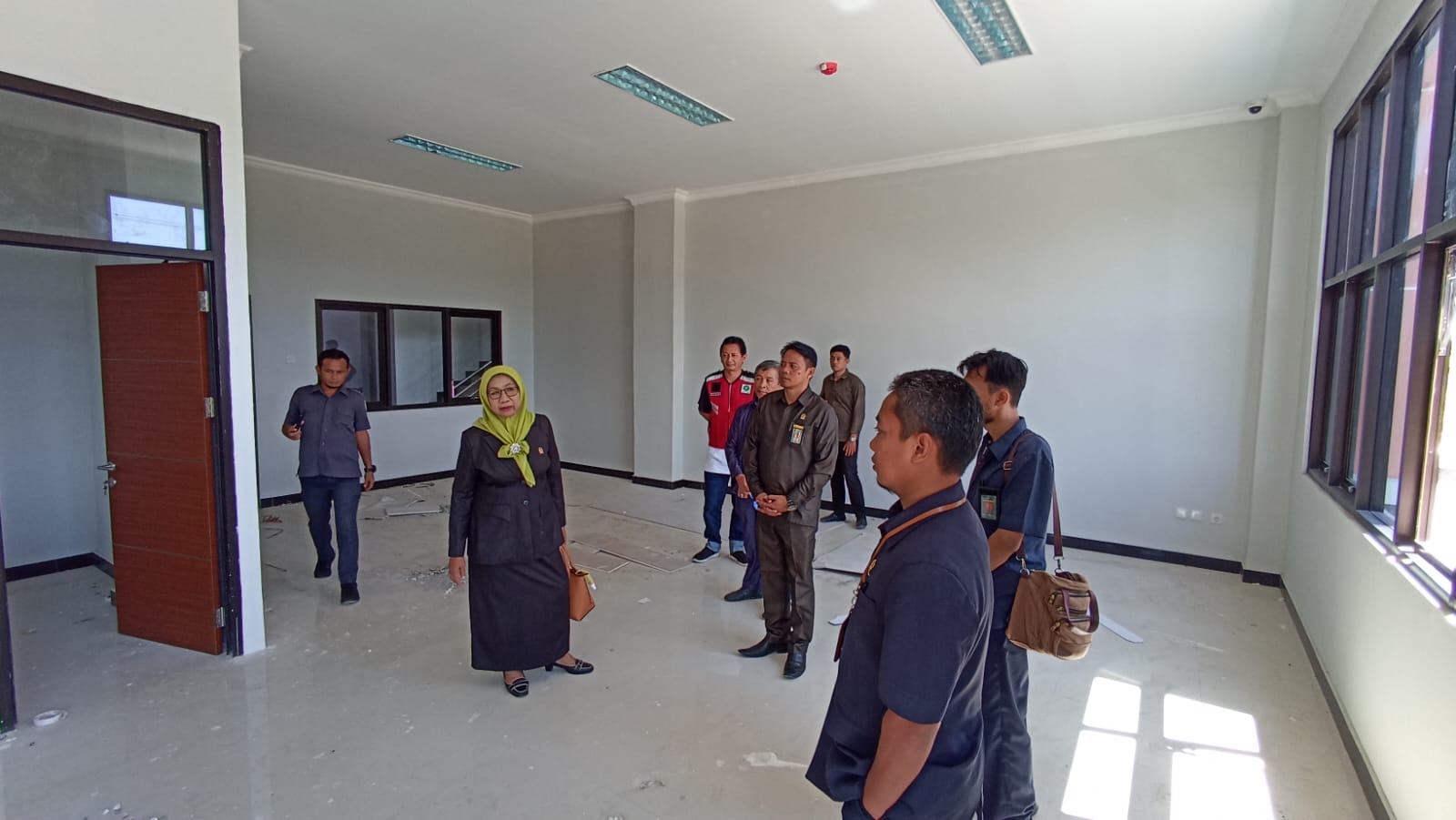 Foto Pembinaan KPTA MANADO dan Pengecekan Gedung 4