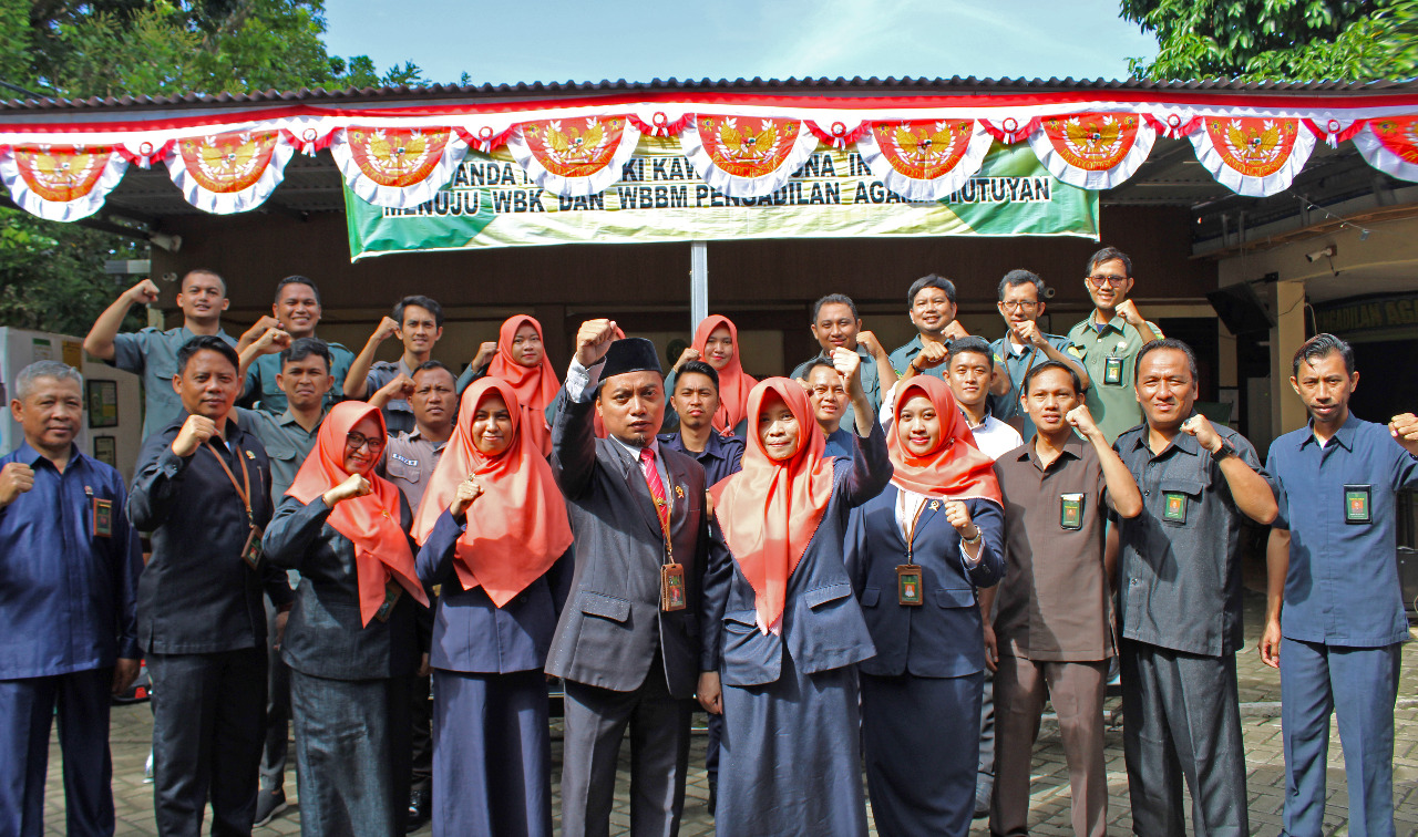 upacara hut ma 1