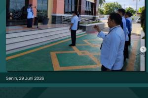 Hakim PA Tutuyan Tekankan Disiplin dan Integritas dalam Apel Pagi Awal Pekan
